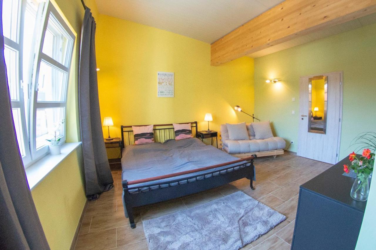 Ranchzimmer Am Hippo-Campus Reit- Und Therapiezentrum Deutsch Haslau Extérieur photo