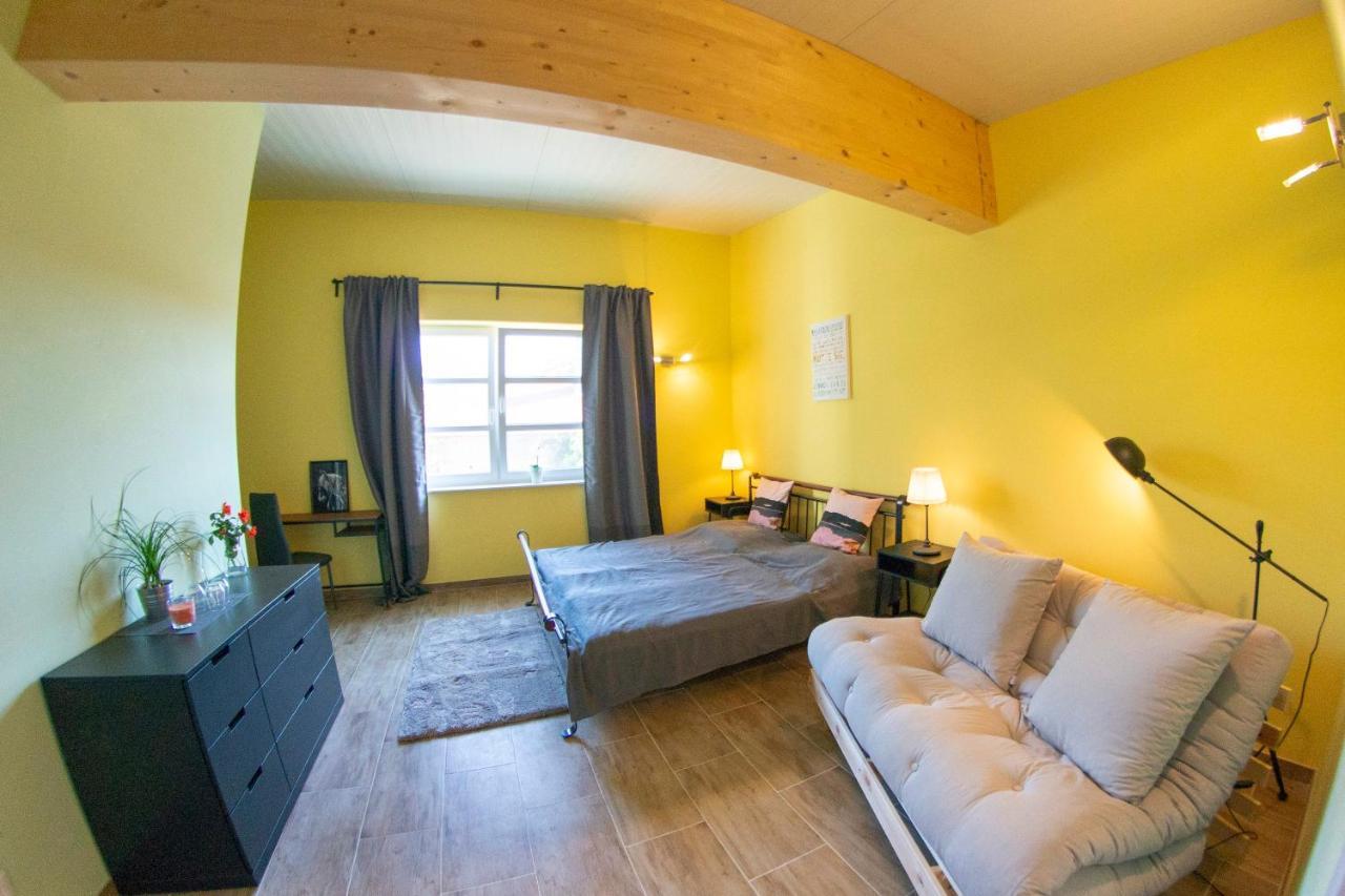 Ranchzimmer Am Hippo-Campus Reit- Und Therapiezentrum Deutsch Haslau Extérieur photo